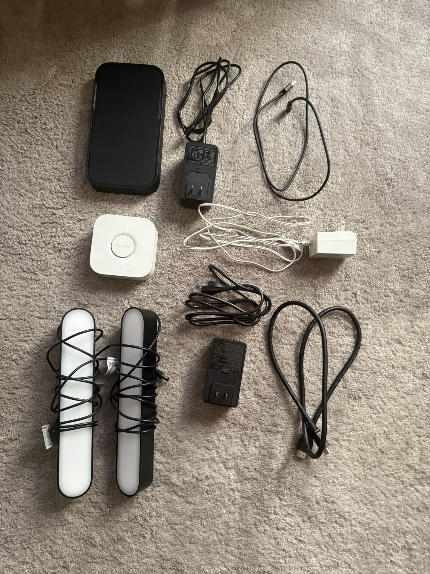 Philips Hue 8K HDMI Sync Box Bundle