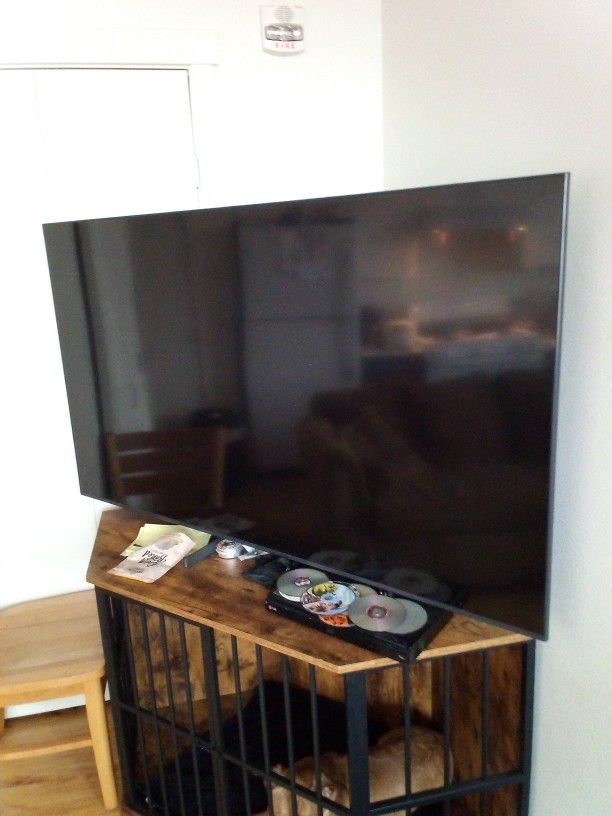 65inch Samsung Crystal UHD 4K TV