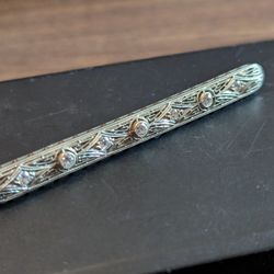 Beautiful Antique 18k White Gold With Diamonds Pin