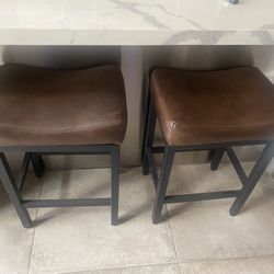 24 Inch Set Of Bar Stools