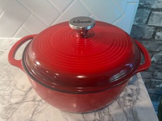 4.5 Quart Cast Iron Dutch Oven with Lid