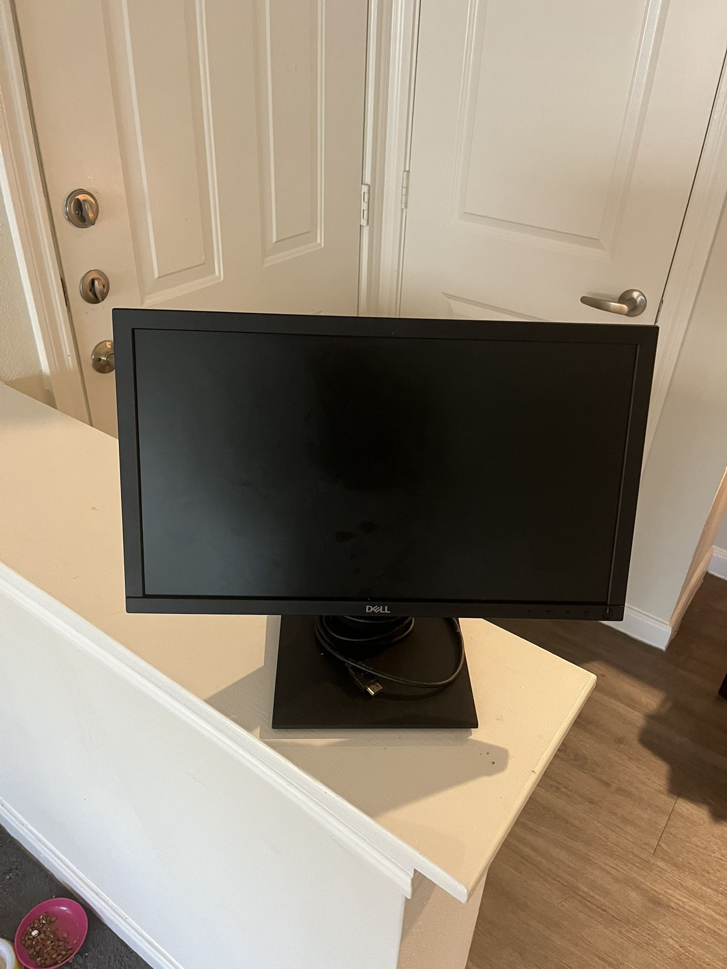 Dell Monitor Also Will Throw In Webcam for Sale in Humble, TX - OfferUp