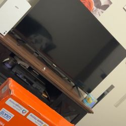 45in Smart Tv Brand New 