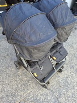 Zoe lightweight double stroller