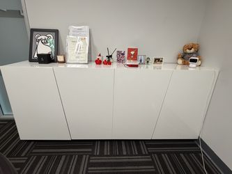 White drawer cabinet