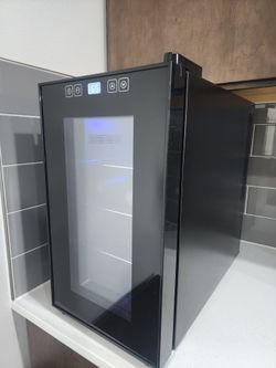 Black+Decker Countertop Wine Cooler