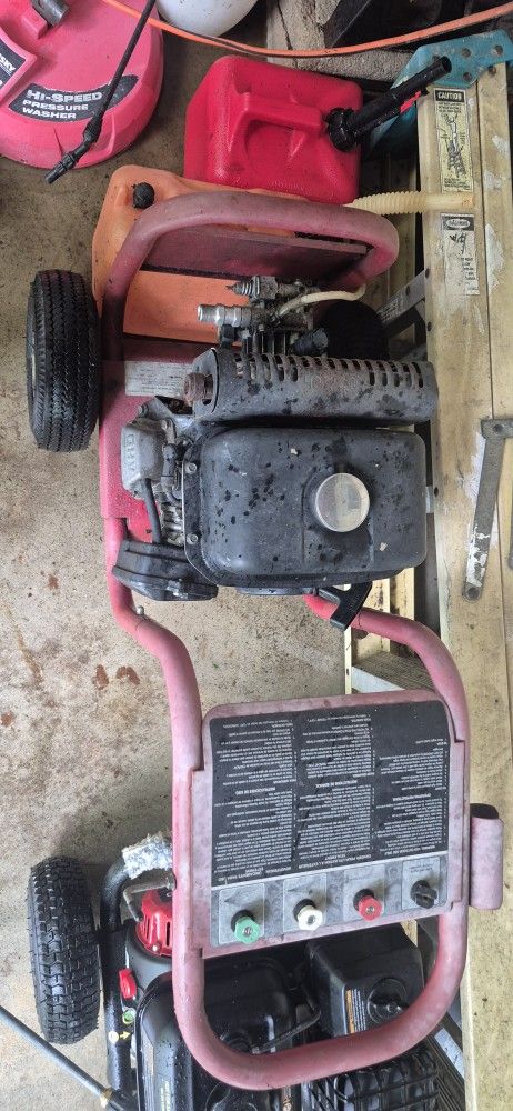 Powermate 2400PSI Pressure Washer