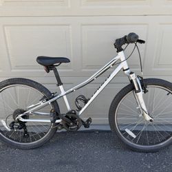 Specialized Hotrock 24