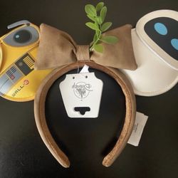 Disney WALL E and Eve Ears. Brand New With Tags. Shipping Available 