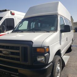 2013 Ford E250 Handicap Van