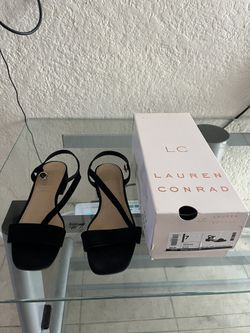 Black flats heels size 7 wm - $20 