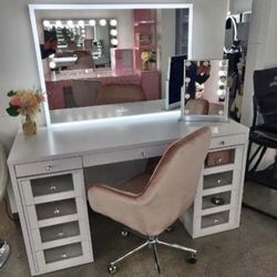 New Vanity Set Only $29 Down 