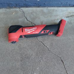 MULTITOOL MILWAUKEE TOOL ONLY 