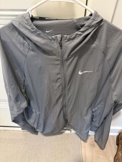 Nike Dri Fit Grey Men’s Running Suit Large