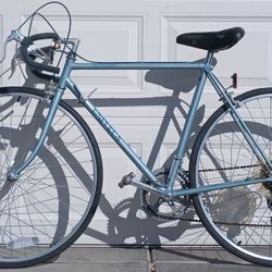 Like NEW Univega Supra Sport Road Bike w/ 27" Bicycle Tires 