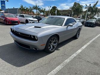 2015 Dodge Challenger SXT