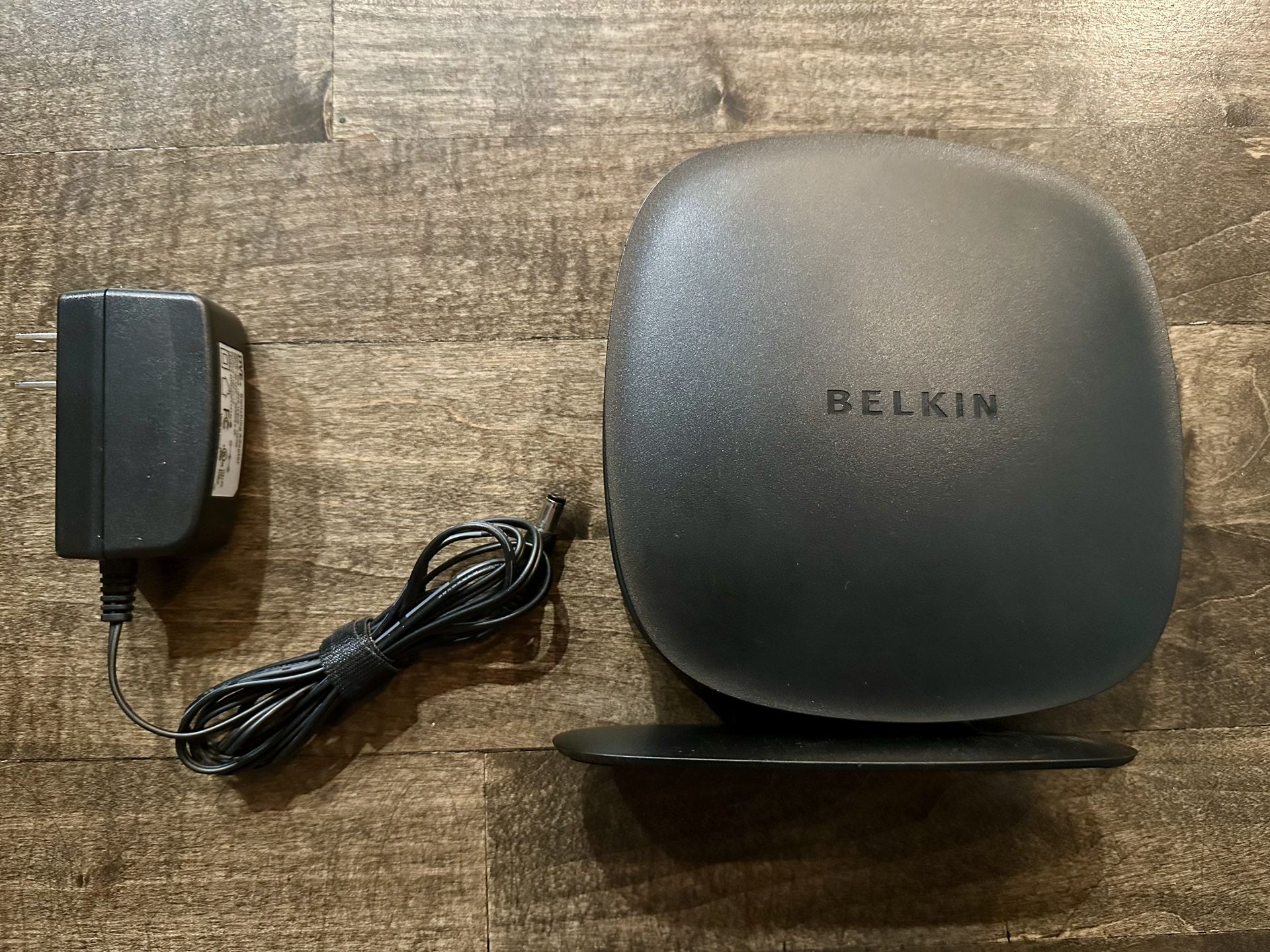 BELKIN N150 Wireless Router (Model F9K1001v1) (Mint Condition)