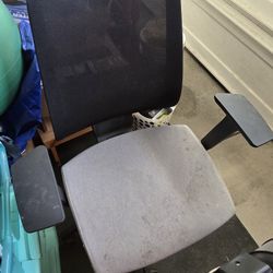 Swivel Office Chair