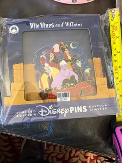 New/ factory sealed authentic Disney Vile Vines and Villains Limited Edition Pin