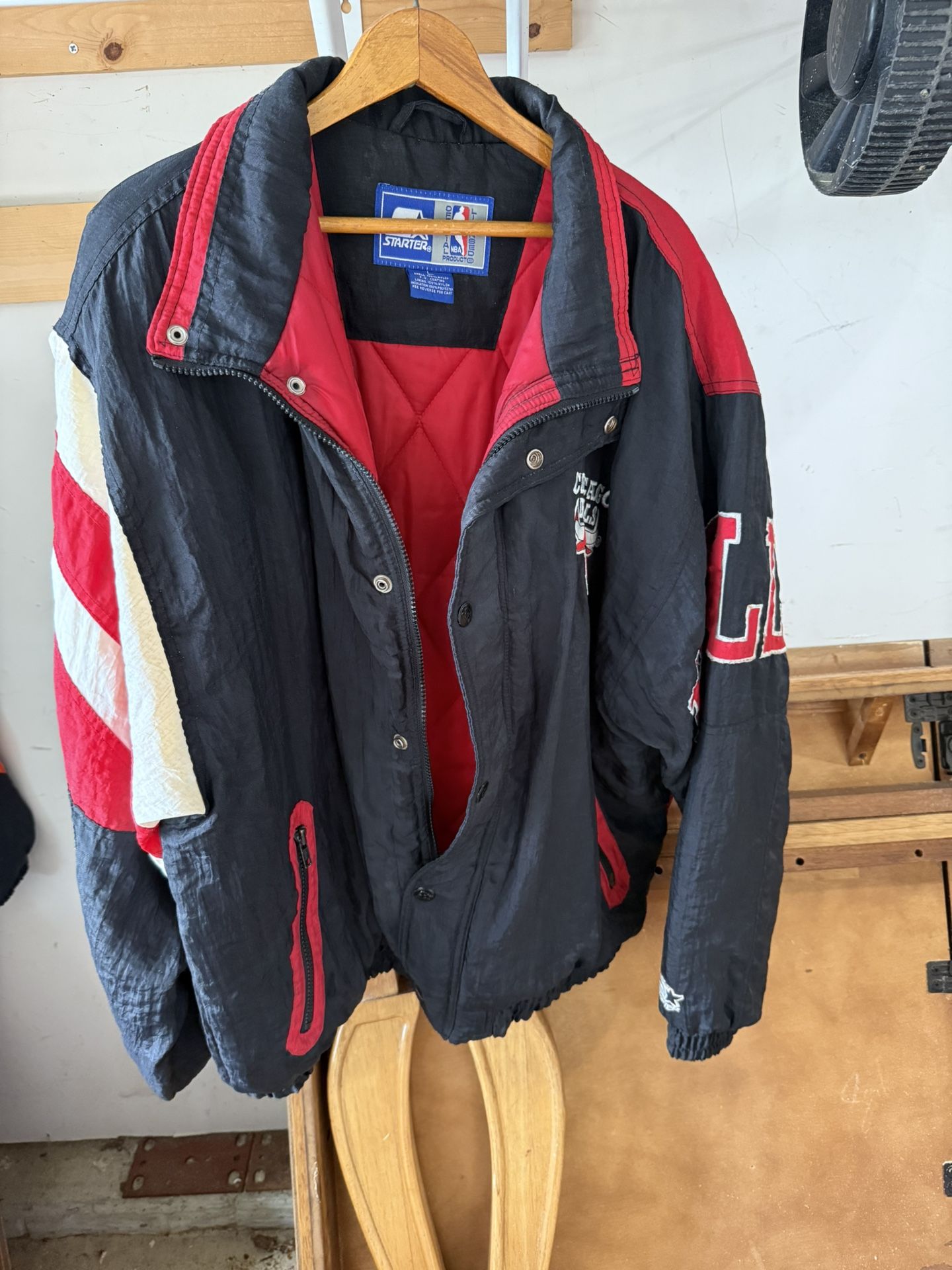 Chicago Bulls Starter Jacket Size Large