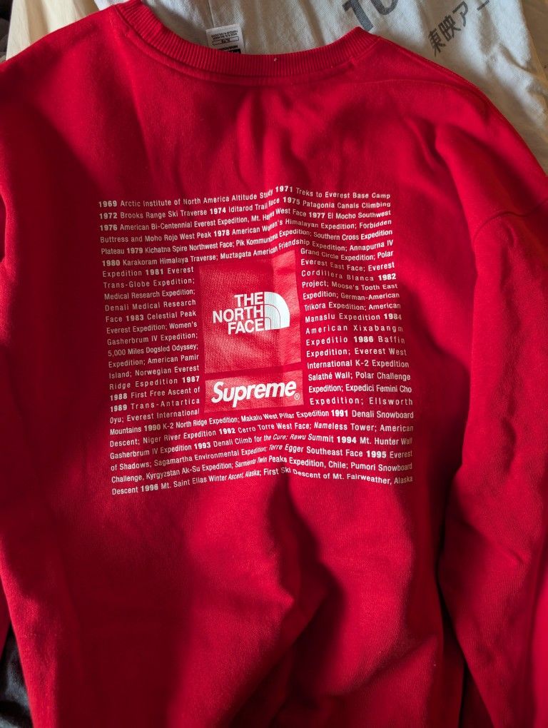 Supreme North face Crew Neck Size XL