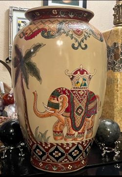 Elephant Vase