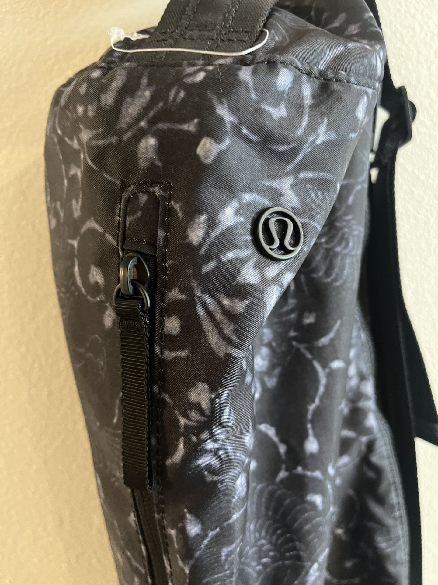 Lululemon Yoga Mat Bag Like New