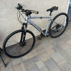 Marin 26 in wheel city bike hybrid