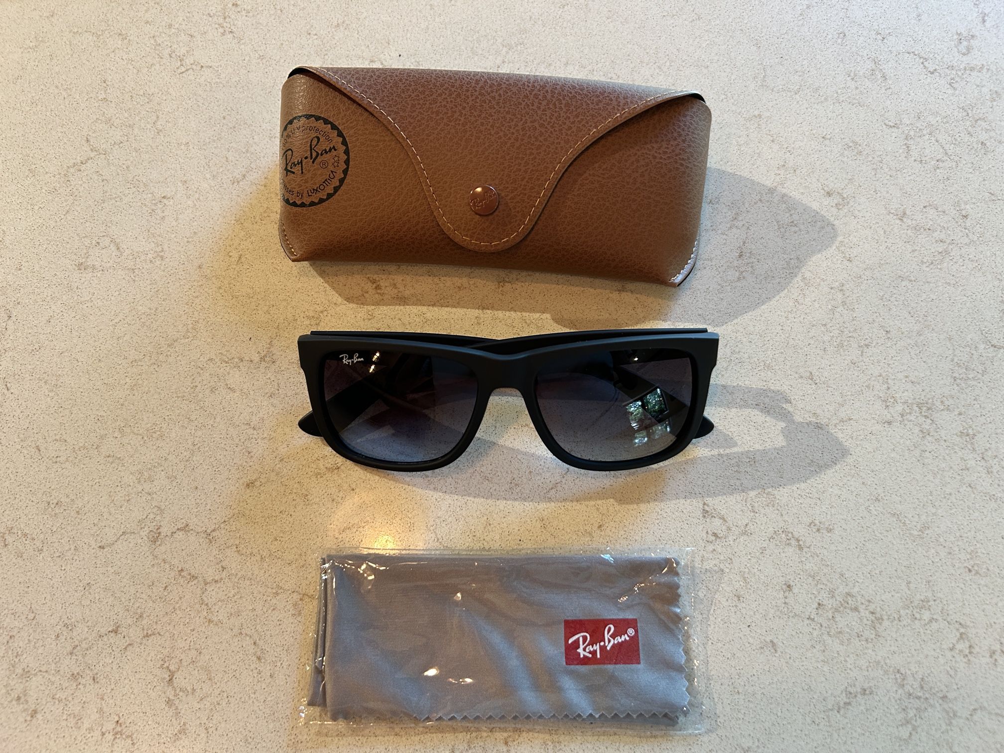 Ray-Ban Justin Classic Sunglasses