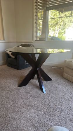 Glass kitchen or dinning room table.