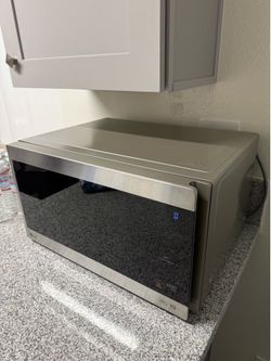LG microwave
