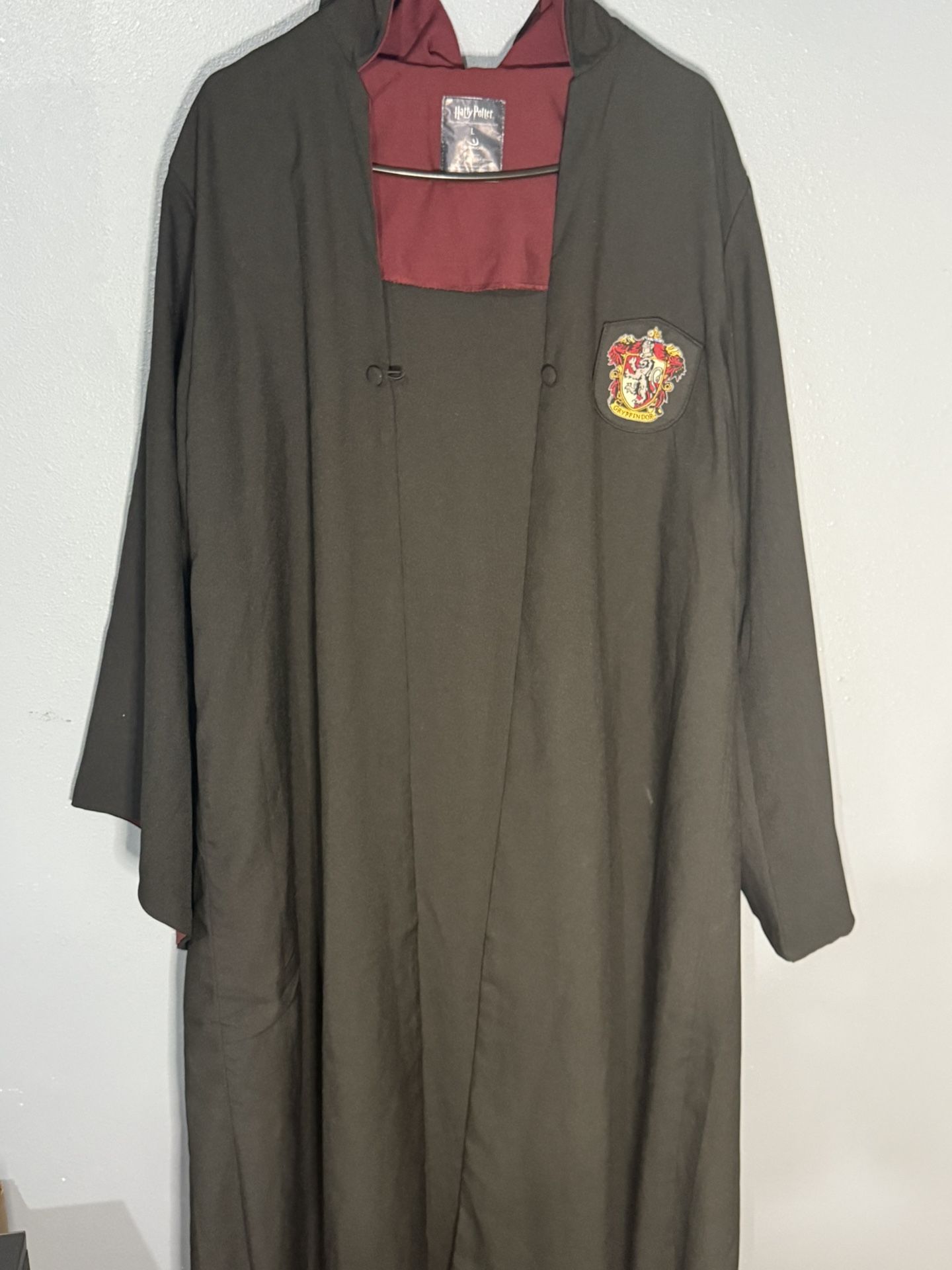 Official Harry Potter Wizarding World Robe, Trunk, Wand And More!!!!