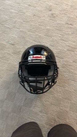 Riddell Speed Football Helmet Youth Medium
