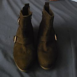 NEW Black Suede Booties Size 7.5