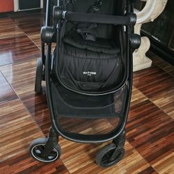 Maxi Cosi Stroller And Bassinet 