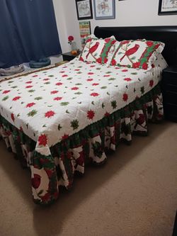 King-size Bedspread with pillow shams
