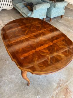 Dining Table no chairs