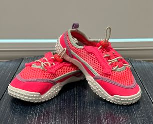 Wonder Nation Water Shoes