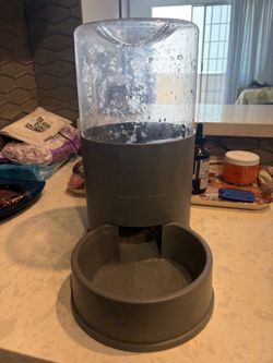 Sharper image water dispenser