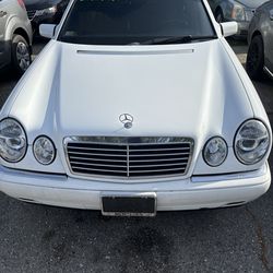1996 Mercedes-Benz E-Class