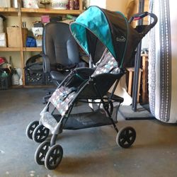  Stroller 