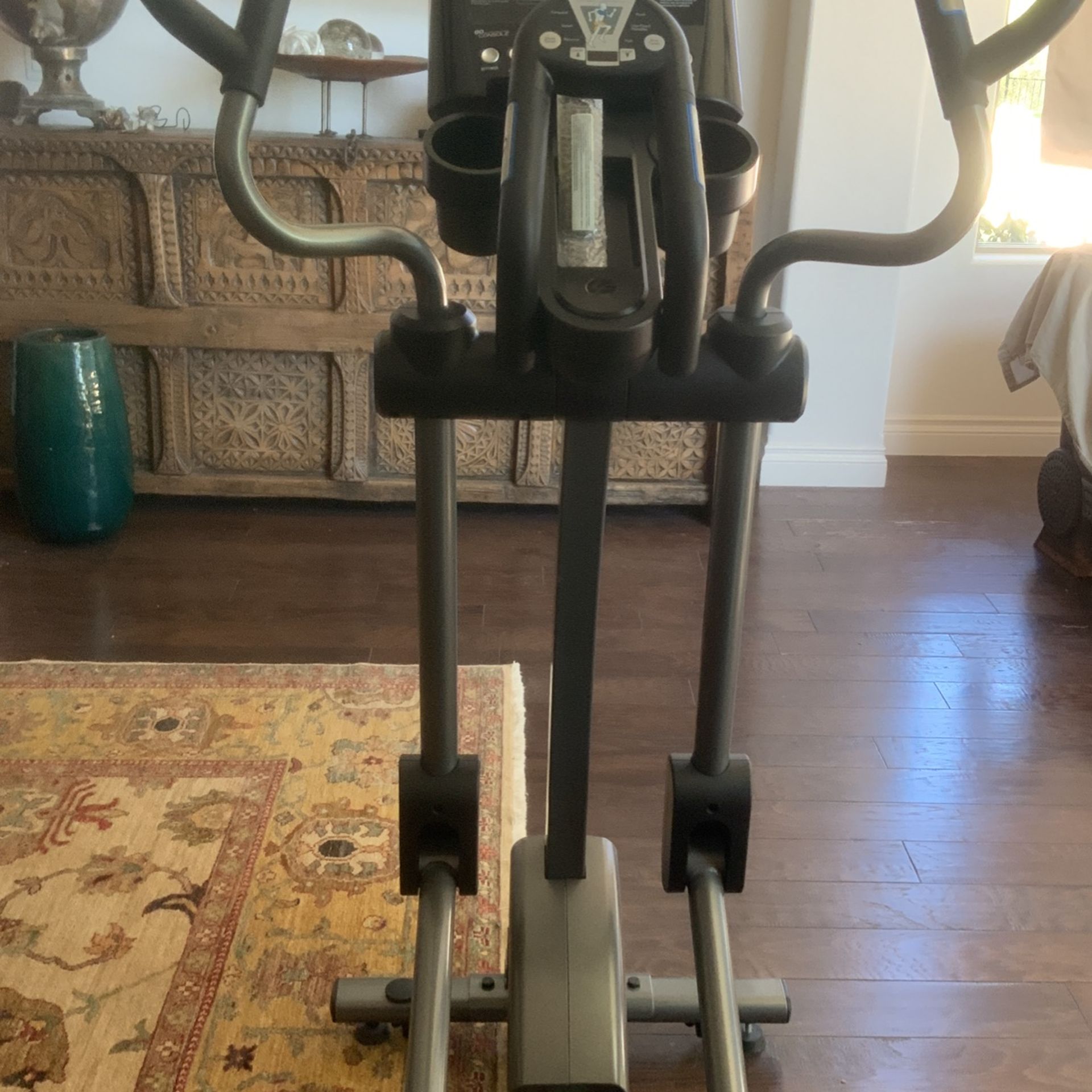Elliptical Machine By Life Fitness