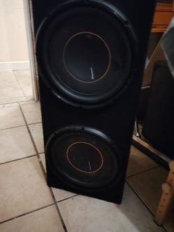2 Pioneer 12" and JBL AMP