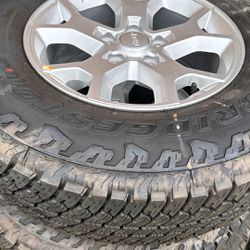 wheels and tires from JEEP