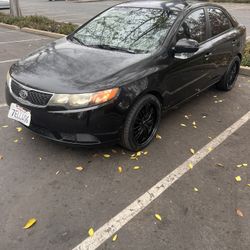 BLACK 2012 KIA FORTE EX