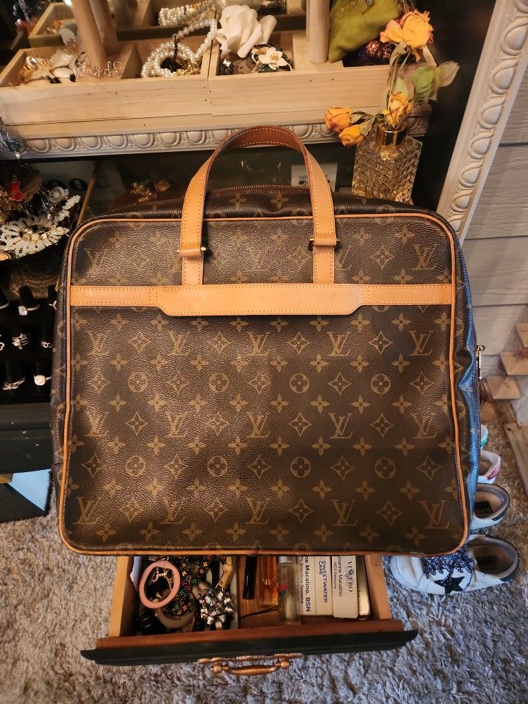 LV Pegas Briefcase