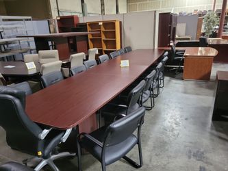 18' CONFERENCE TABLE