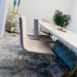 West Elm Dining Table With Four Chairs