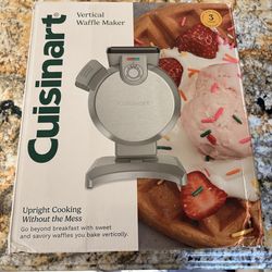 Vertical waffle maker