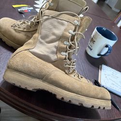 Belleville 790 Men’s Desert Waterproof Light Combat Boots 